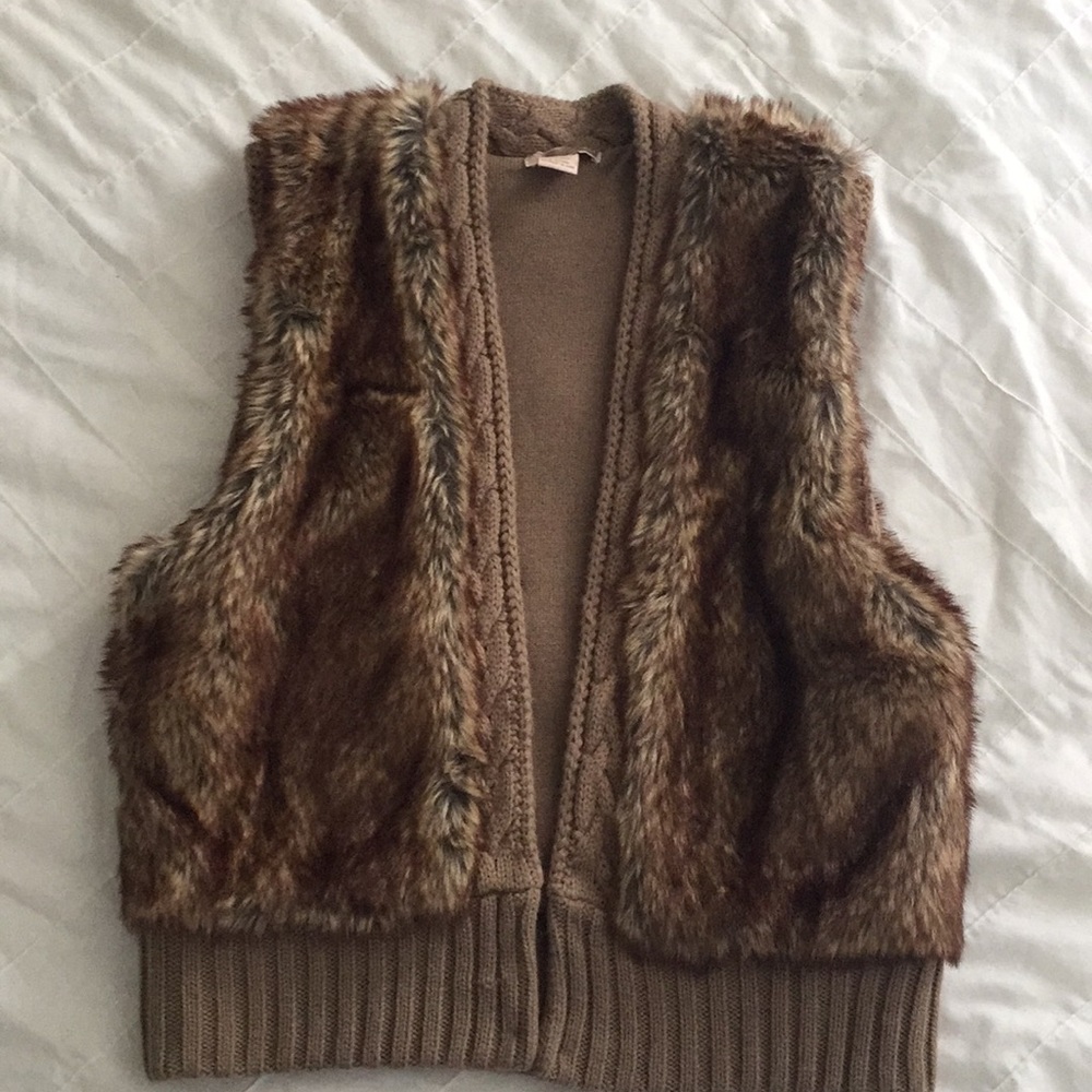 Faux fur sweater vest